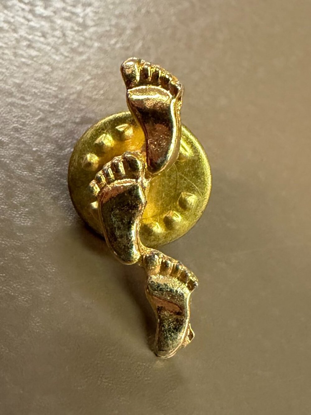 Vintage Gold Tone Footprints Lapel Pin
